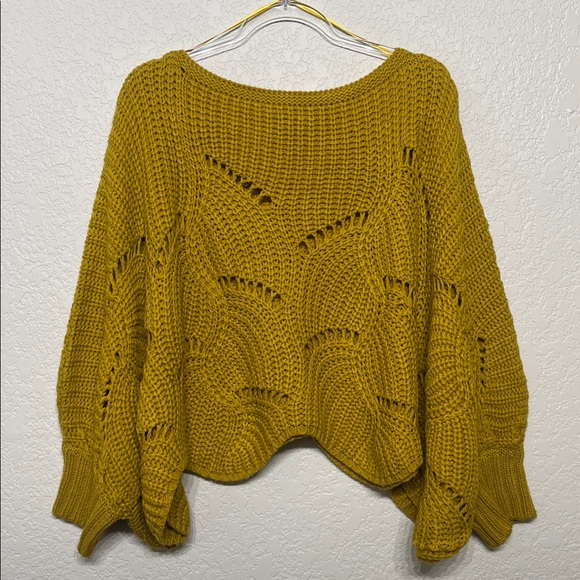 moon & madison Sweaters - Moon & Madison Women’s Size Medium Mustard Knit Sweater